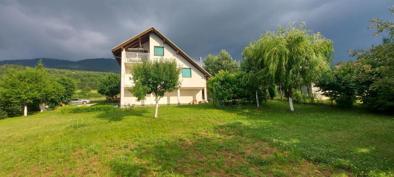 Vikendica Sunset House *
